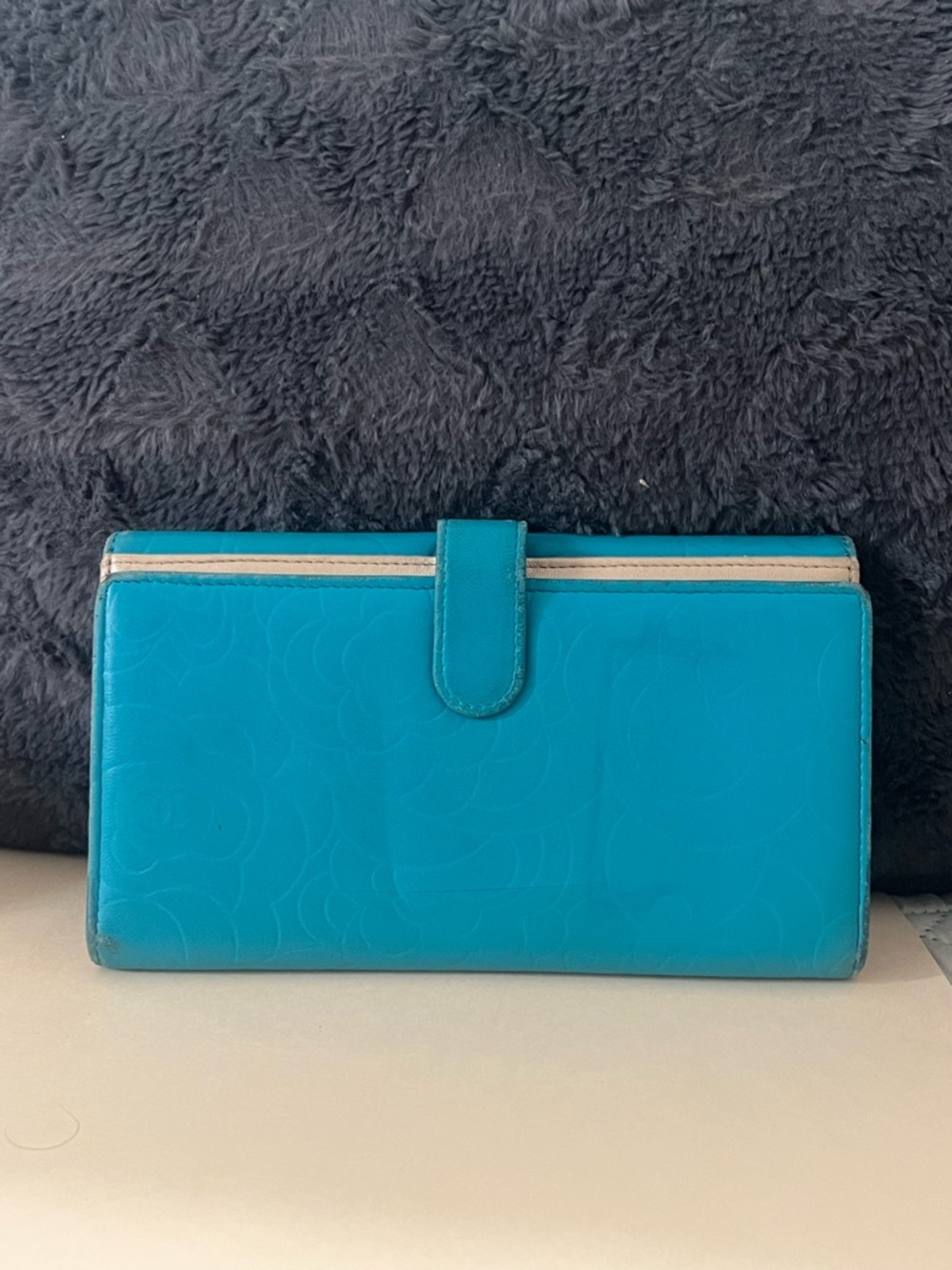 Chanel Camellia Flower Wallet - Picture 2 of 4